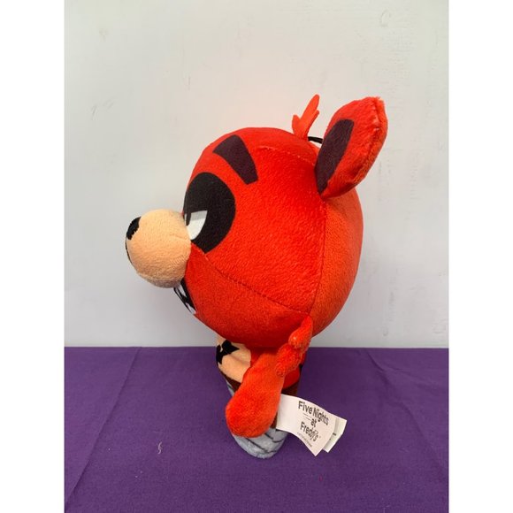 Five Nights at Freddy’s 2017 10 Inch Red Plush Freddy’s Foxy Stuffed Animal - Picture 4 of 8